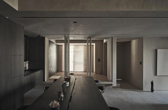 120㎡极简朴素，淡淡的水泥灰，自然禅意的生活空间