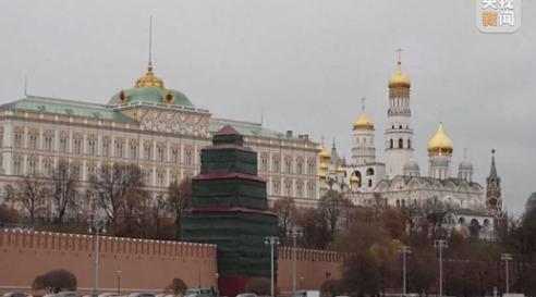 大消息，俄罗斯一口气甩出三个猛料，直接把俄美之间的火药味拉到顶点，邀特朗普访俄被