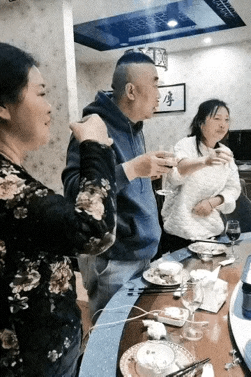 这是演的那出？

看不懂！