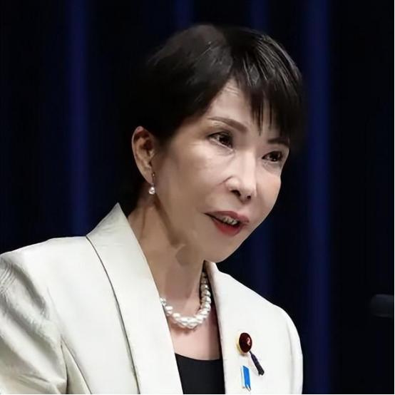 日本首相高市早苗4月26日发文说：“惊悉特朗普总统在惊险枪击事件后平安无恙，我深