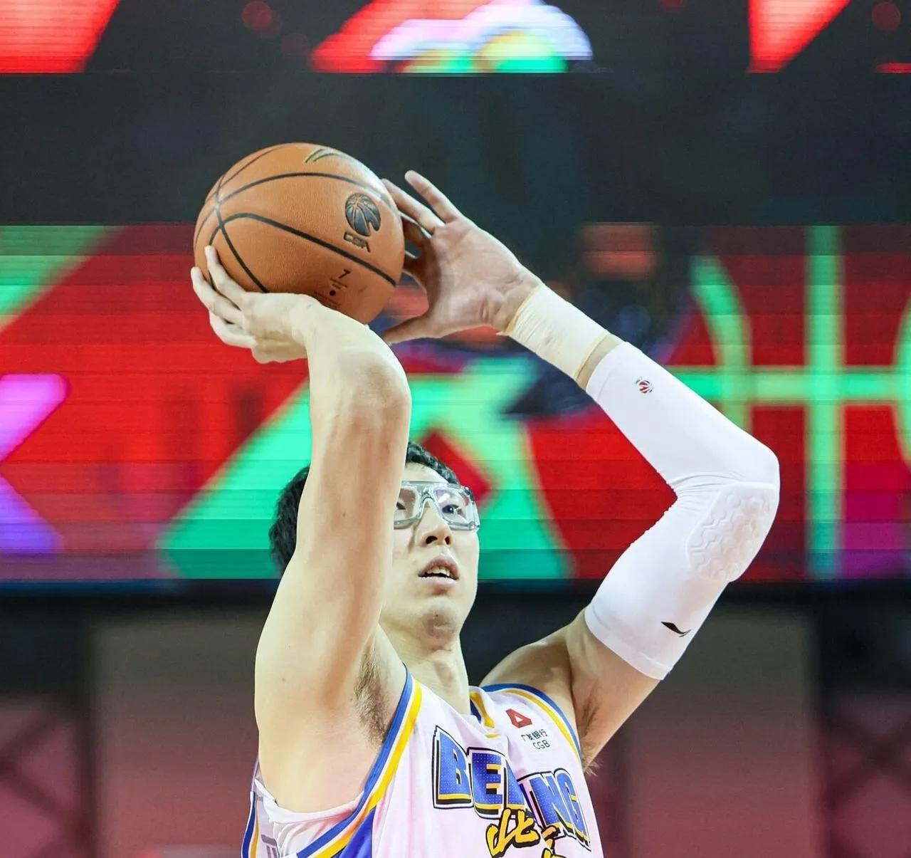 主场都救不了！北京四外援竟被上海残阵打爆，杨鸣早就看穿一切

赛前豪言壮语，赛后