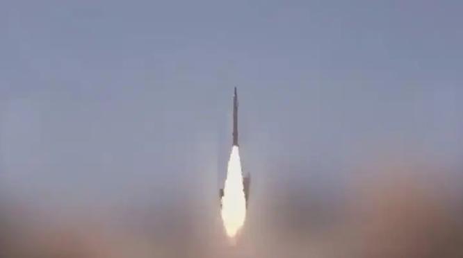 恭喜伊朗再取新战果！

当地时间3月27日，伊朗使用导弹、无人机打击美国驻沙特的