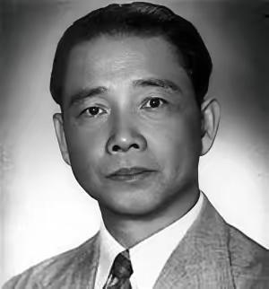 1944年，汪精卫病逝，陈璧君为他用水泥砌了一座千斤的大墓，葬于南京中山陵。2年