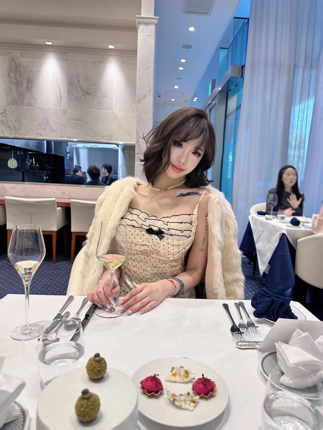 兔子小姐，今天是特别的一天