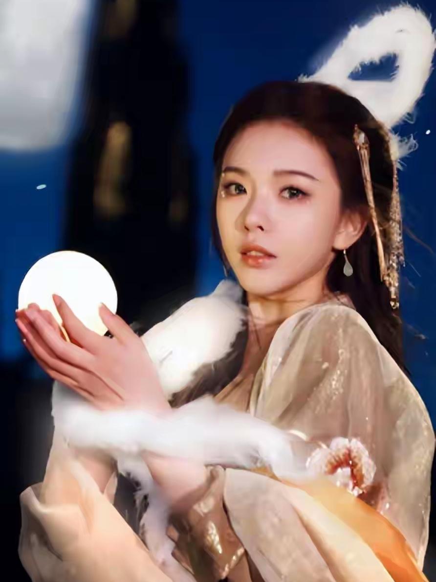 2025年，有多个头部网红大主播被封禁，有彭十六，曲曲大女人，周周珍可爱，小影夫