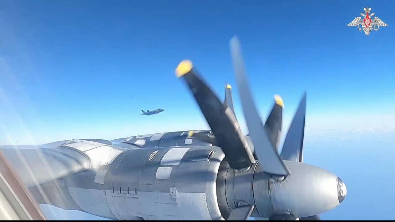 别靠太近，否则俄系战机不仅仅火控雷达照射那么简单！日本航空自卫队从青森县三泽基地