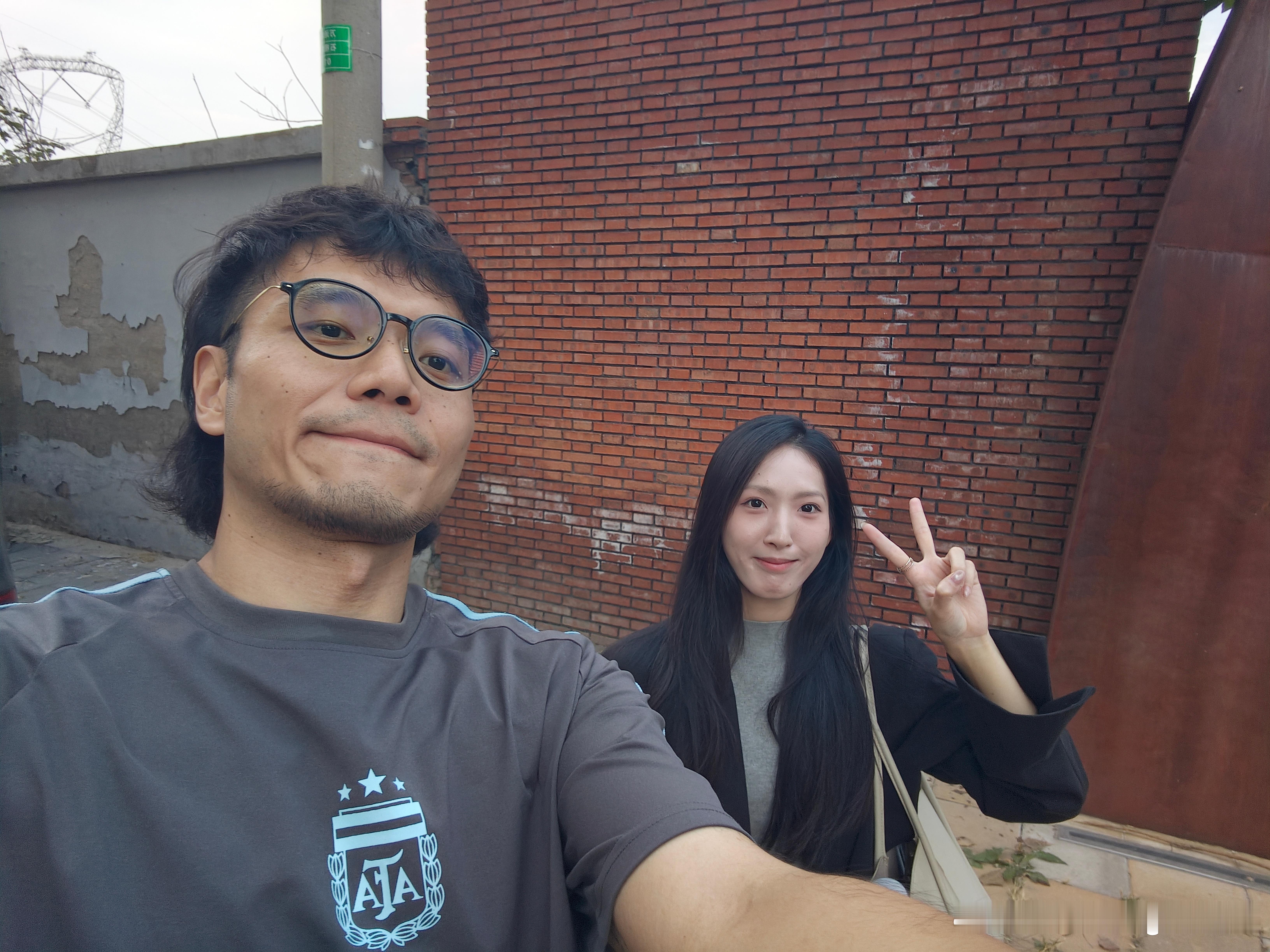 今天给 当摄影师，我觉得我真牛逼[太开心] ​​​