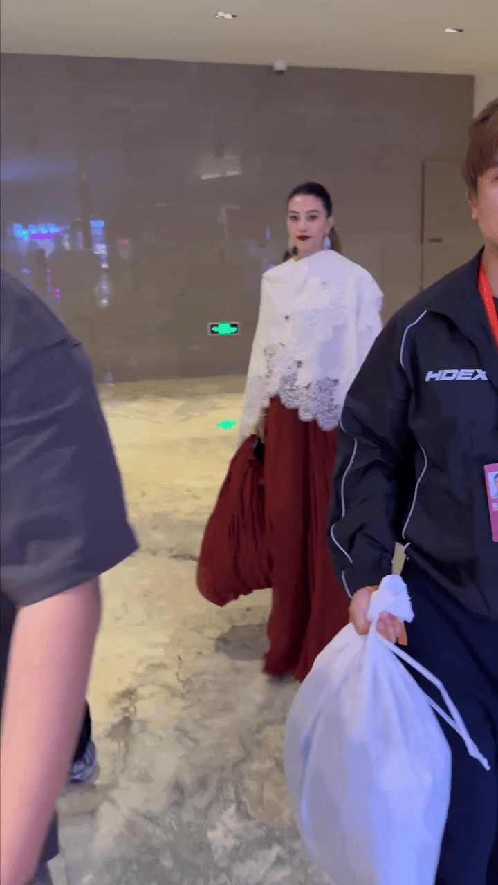 高圆圆这气场太强大了！