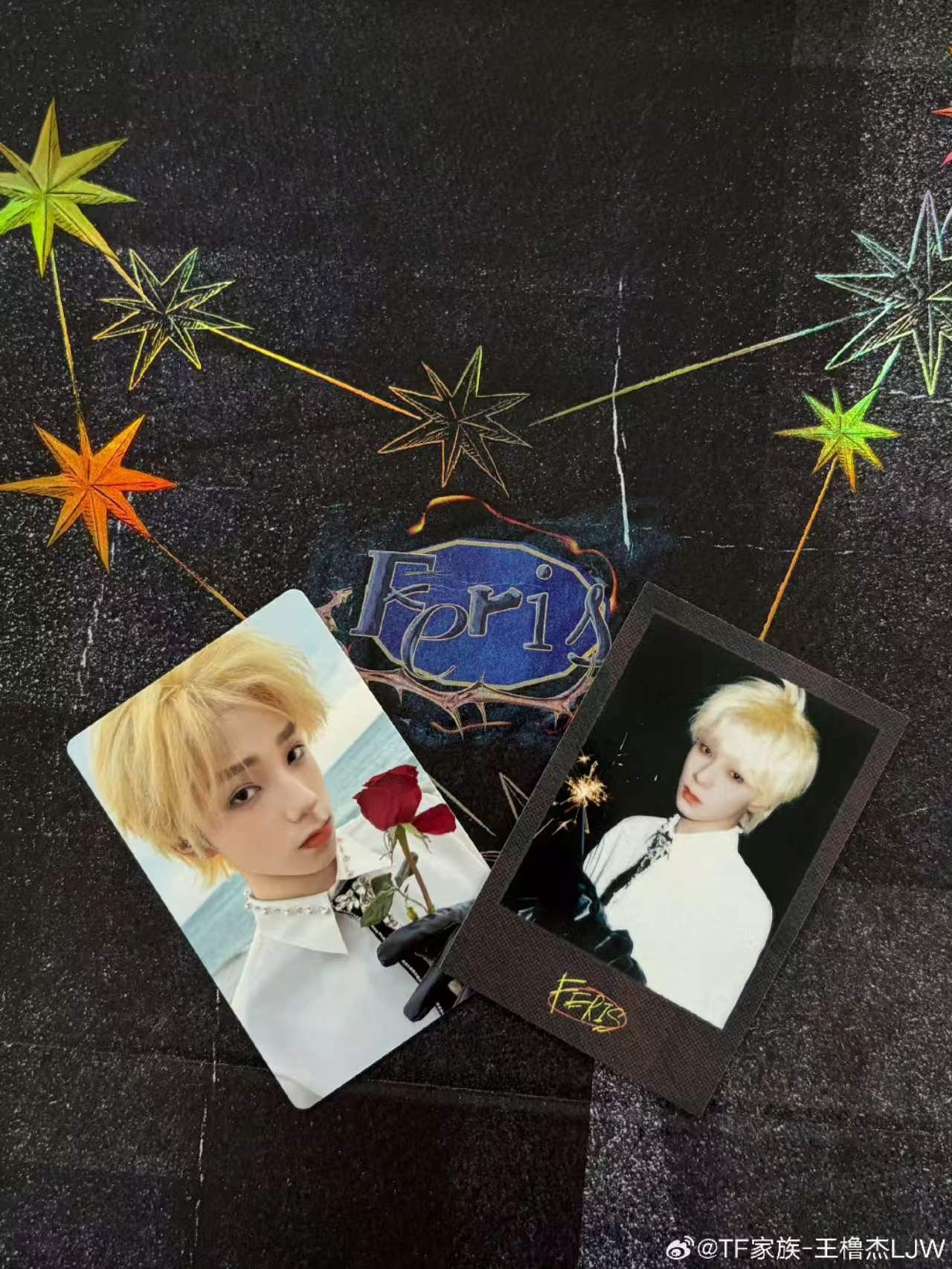 王橹杰花束C位是戒指和四芒星这花束的C位安排得太懂了，戒指和四芒星就是最佳拍档 