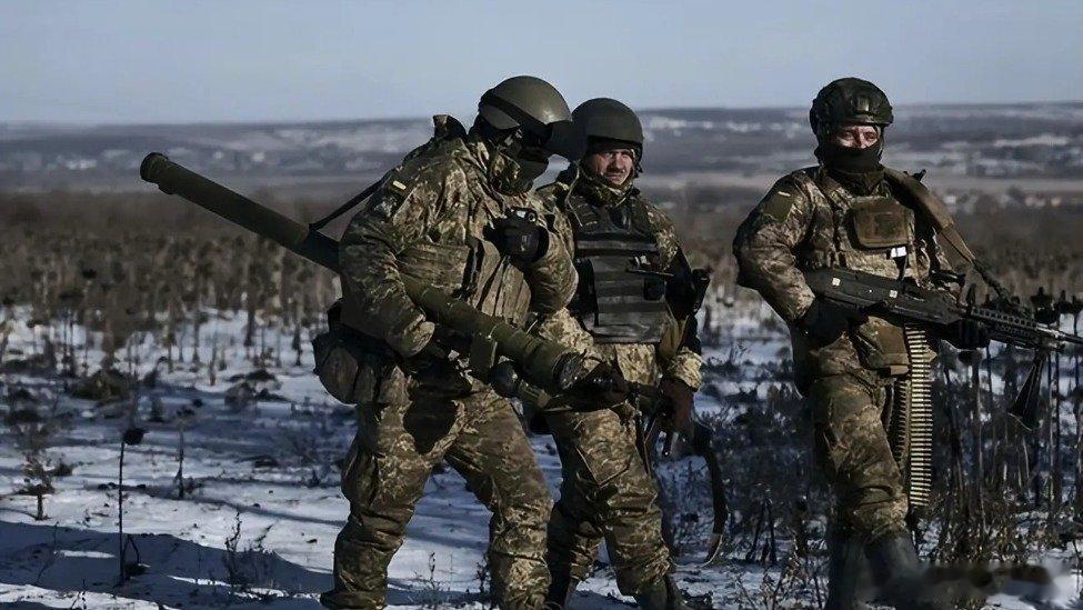 凤凰新闻【俄罗斯三阶段征服乌克兰计划曝光，2026年成为决定性一年】俄罗斯三阶段