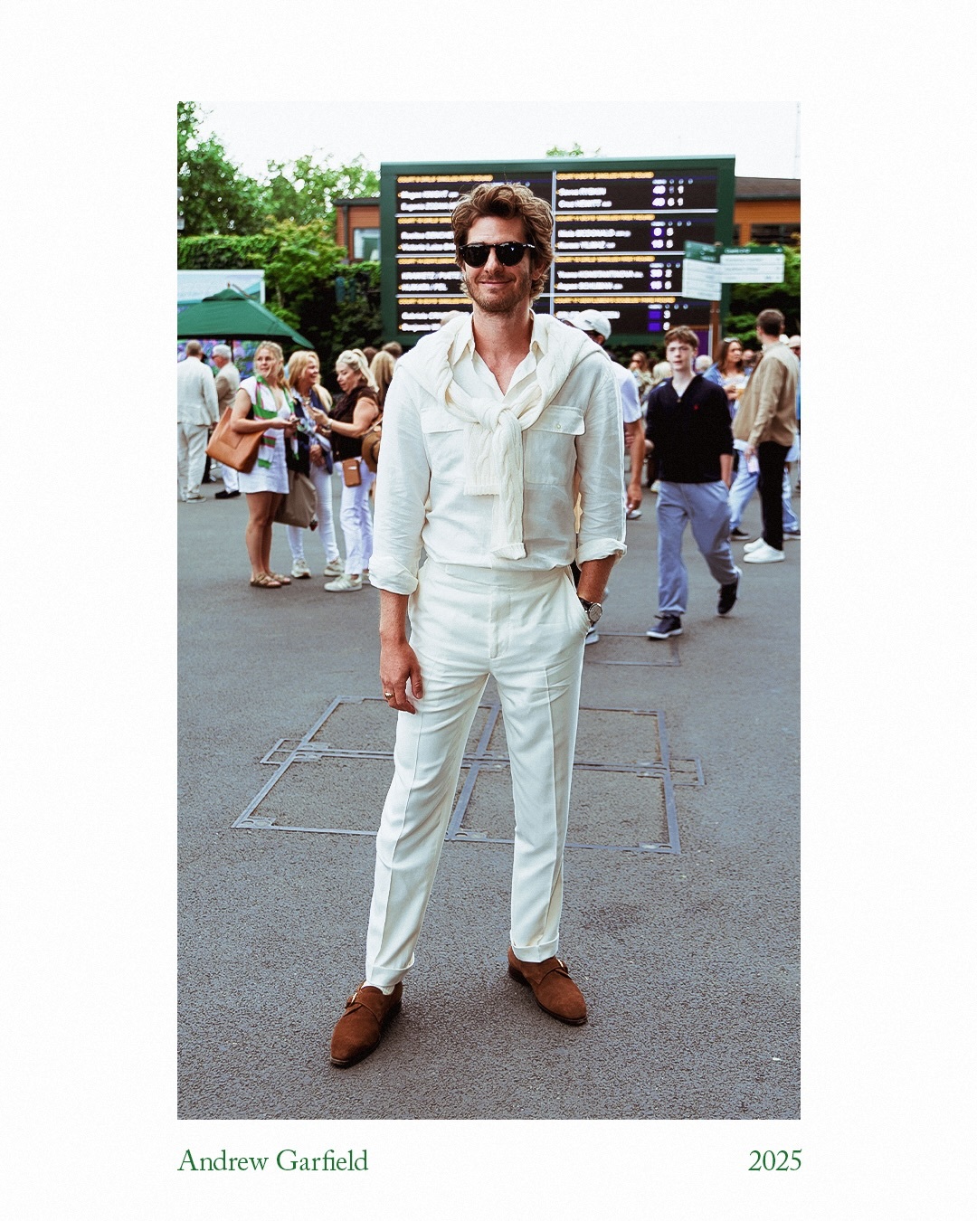 当看台与赛场同频🤍以温布尔登的经典全白，演绎伦敦时装周的优雅瞬间👏追求卓越