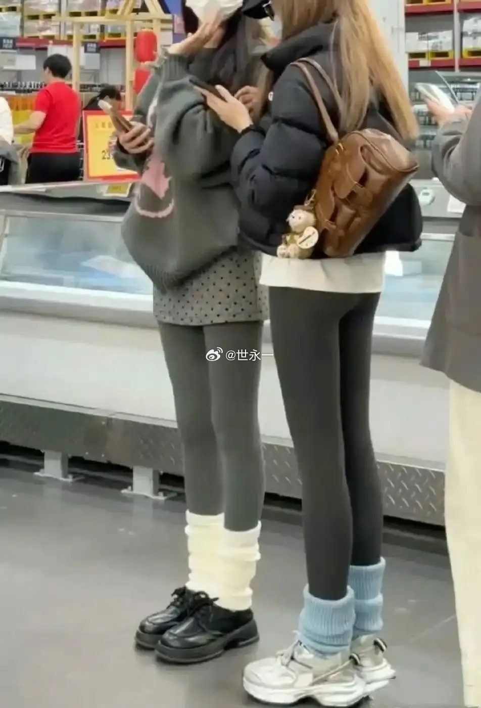 不懂就问，她们是怎么锻炼的，大腿小腿一样粗细的？ 
