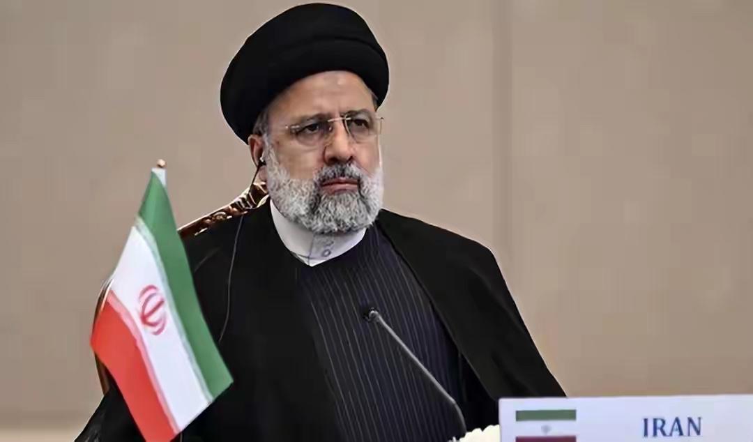 “他们凭什么攻击我们国家，我们做了什么？”
“是我攻击了哪个国家吗？我们违反了哪