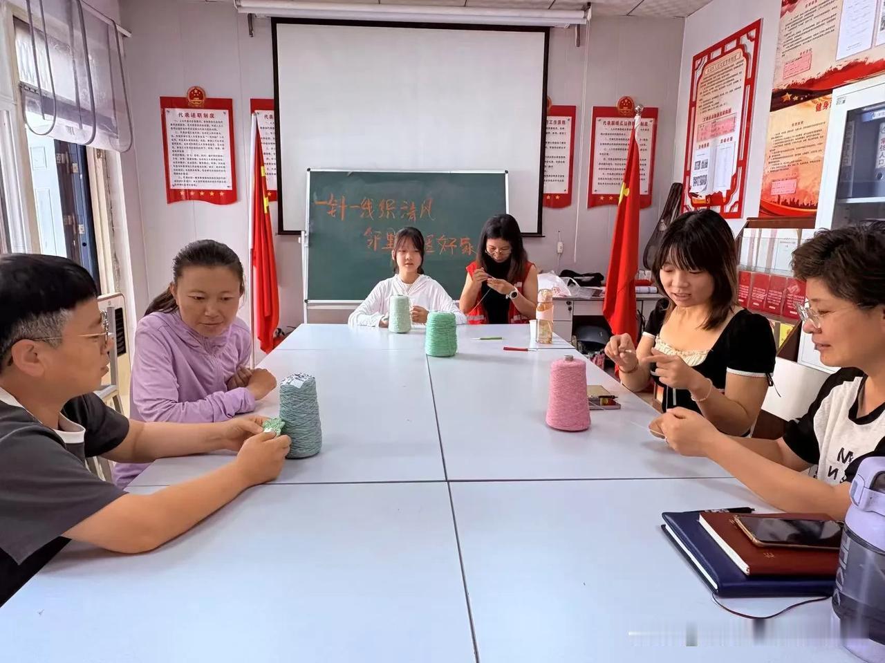 迎泽区海东社区：一针一线织清风 邻里共话好家风

7月22日，迎泽区柳巷街道海东