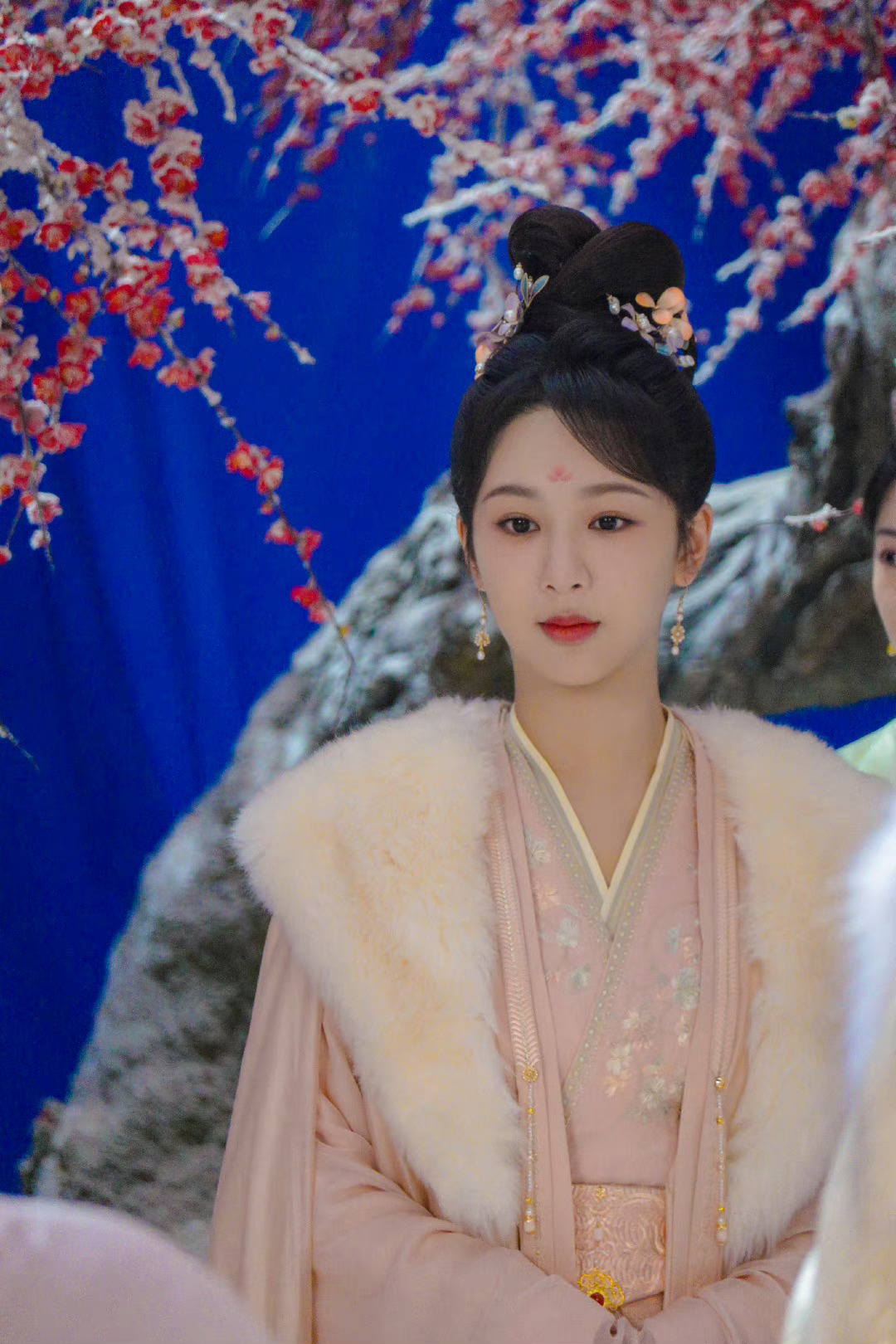 #杨紫[超话]##杨紫小夭# [心]#杨紫长相思# 前途风光正好，追风赶月莫停留