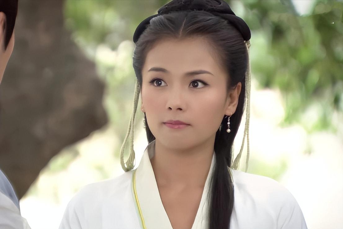 她是所有神仙中唯一有新中国身份证的，在东南沿海一带，她可是家喻户晓的存在，信众超