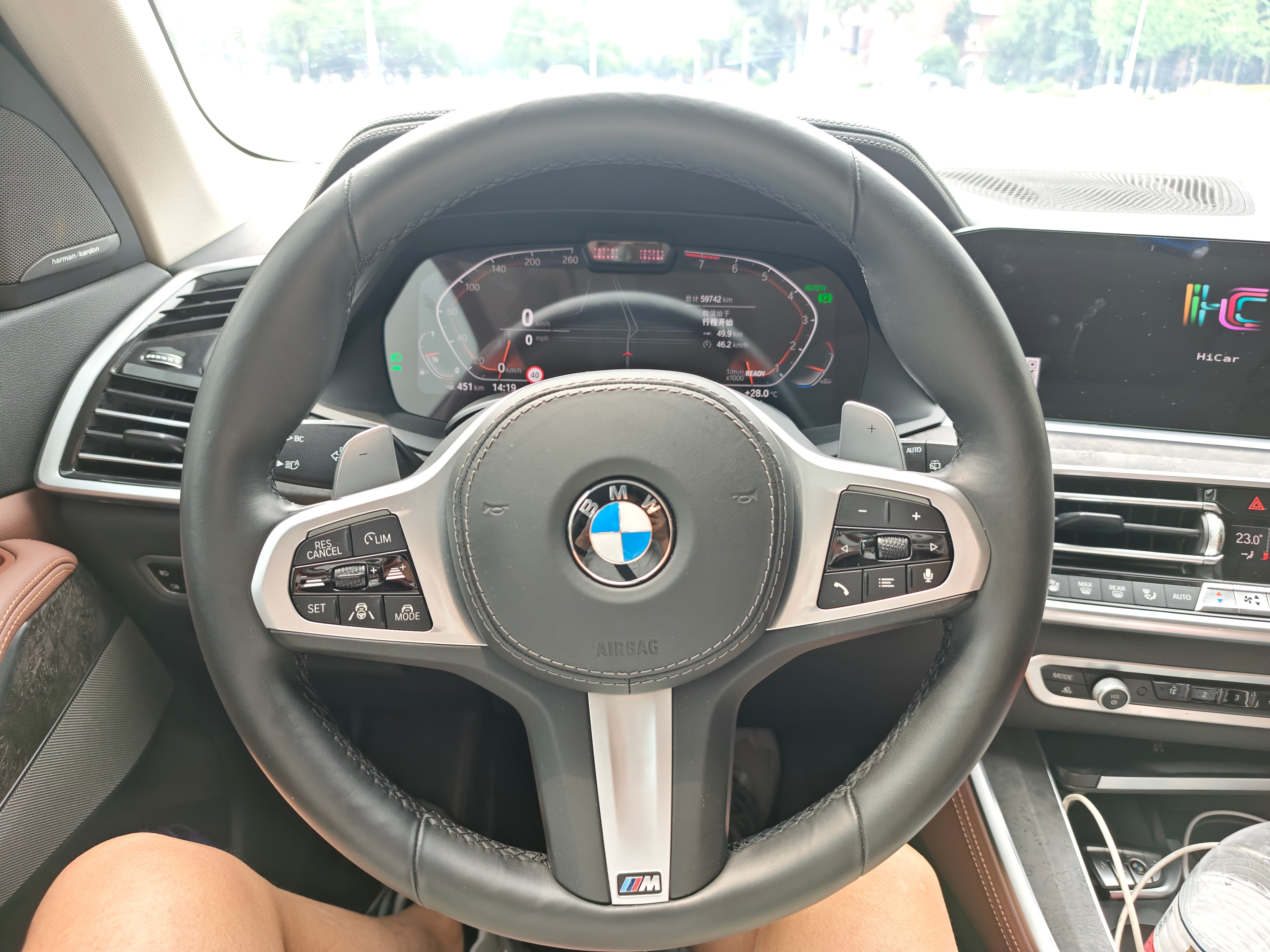 再深度体验一下BMW[doge]，其实综合体验上来说还是新能源好，真的能各方面吊