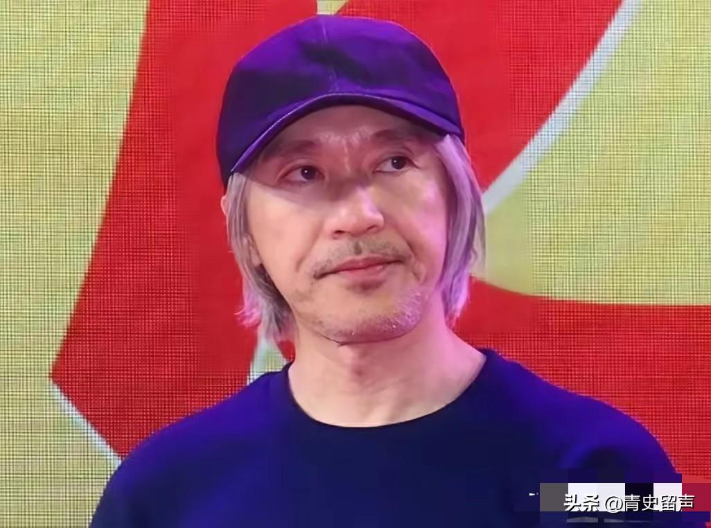 周星驰已经很难再叫动圈内人捧场了！
原因太简单，不是因为他过气了，
也不是因为没