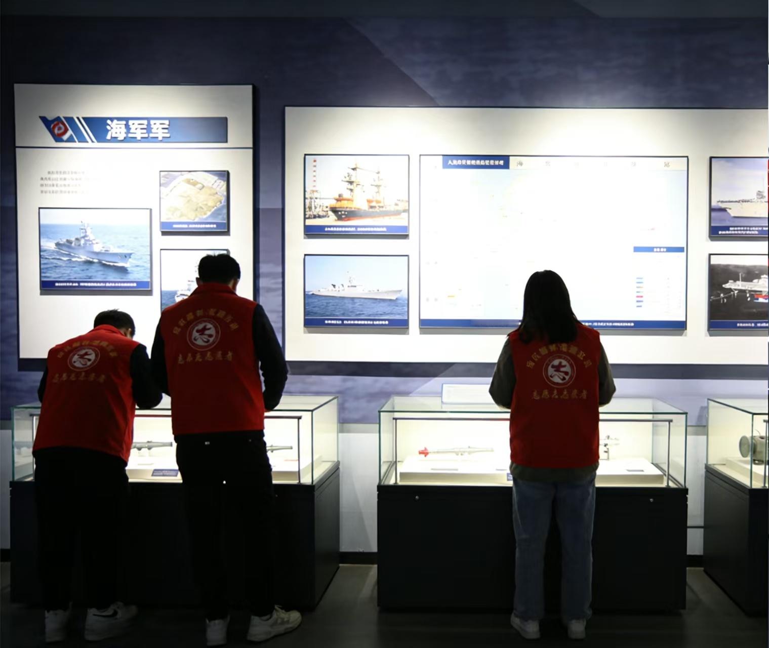 秦岭笑谈 【探秘海军荣耀，社区开启博物馆实践之行】2026年1月28日，为增强社