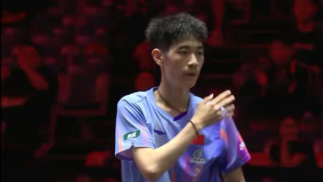 在刚刚结束的WTT新加坡大满贯中，国乒小将陈俊菘2-3不敌张本智和。

在202