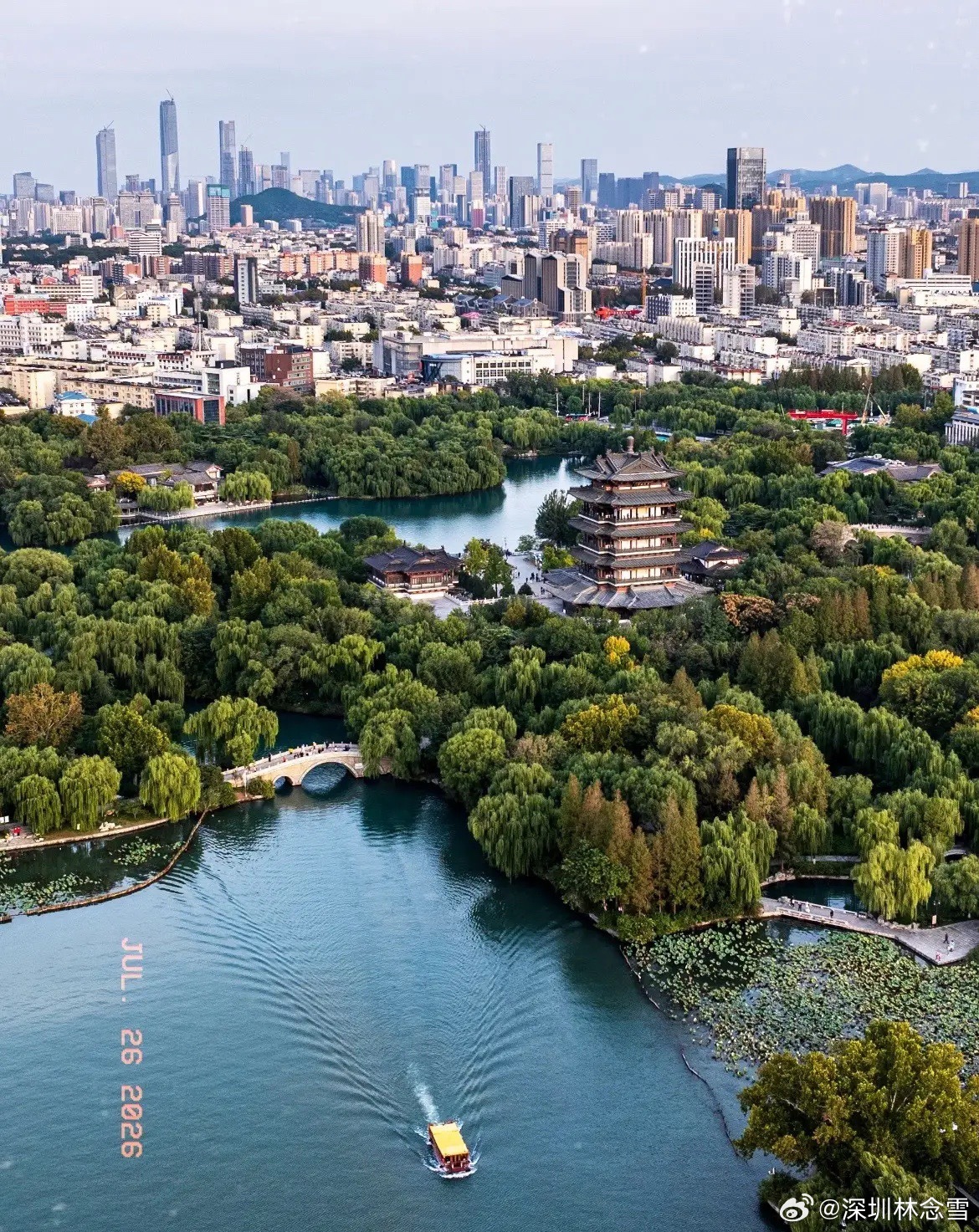 济南市A股市值十强企业。1、浪潮信息，今日市值1252.76亿元。2、山东黄金，