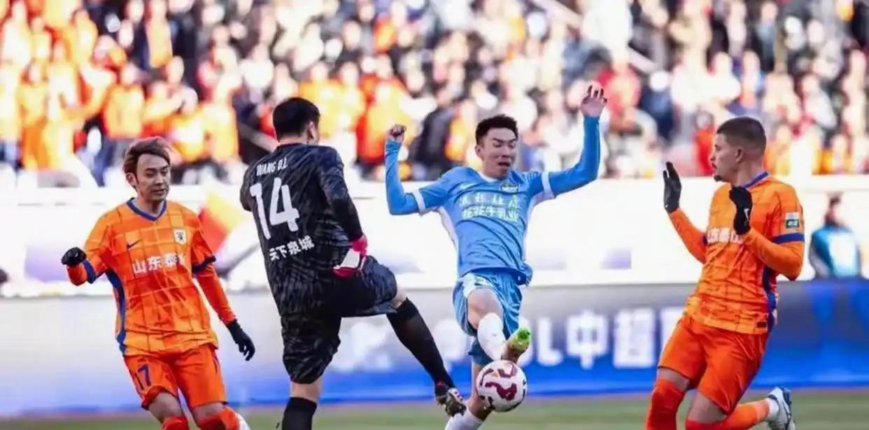 山东泰山今年可能要保级了，这话我不是现在才说，大家可以往前翻翻，在看了对阵国安那