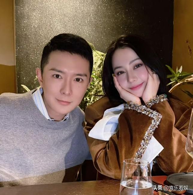 迪丽热巴，终于露面了！
 
3月19日深夜，许久没有露面的迪丽热巴，突然又冲上了