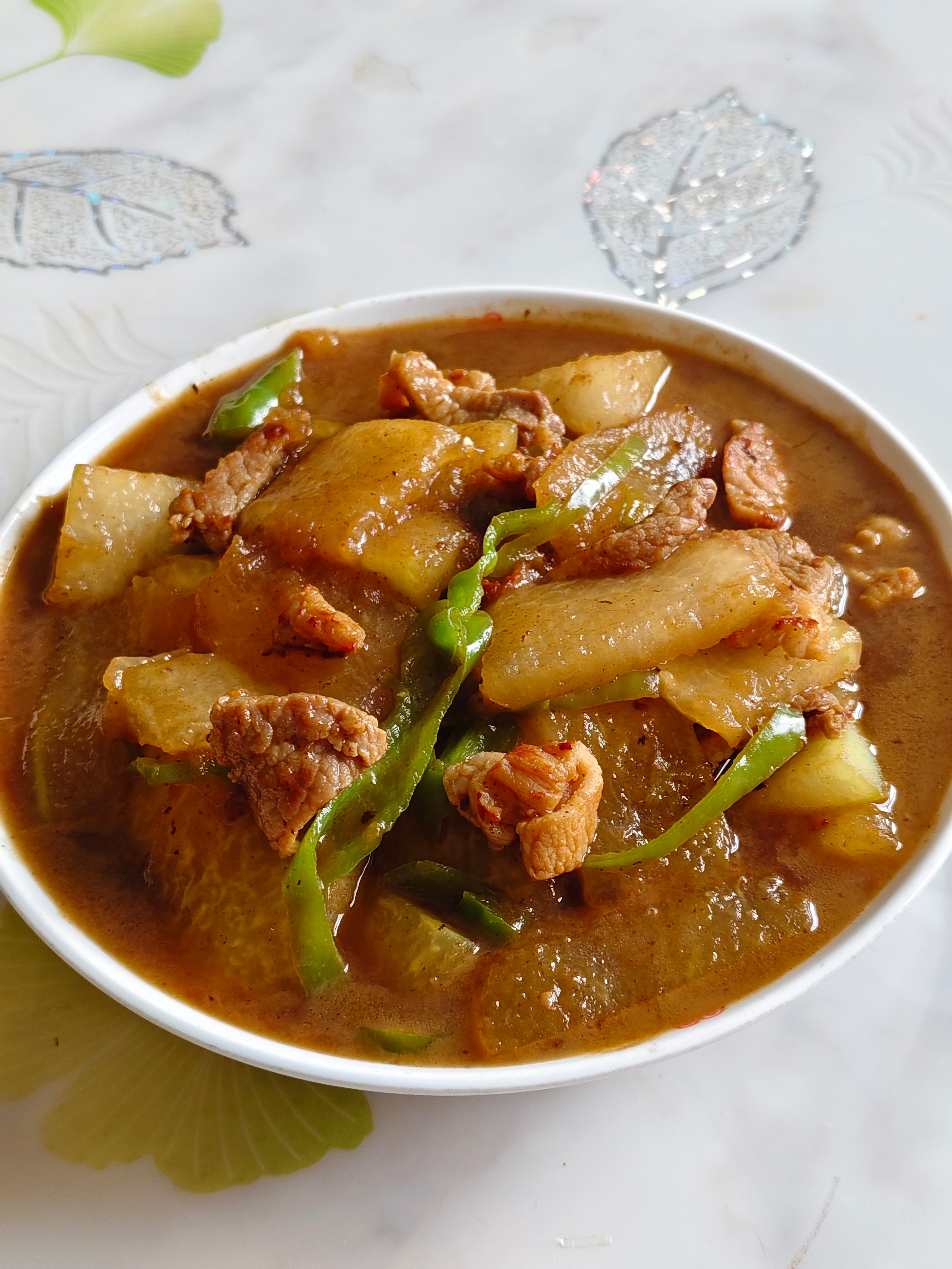 今天也是清淡起来了 冬瓜炒肉