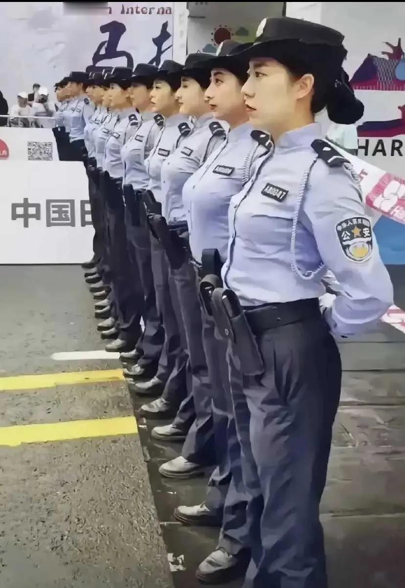 #证监会：近期股市波动 有人非法牟利#
证监会终于做了一个好事，打击恶意做空。
