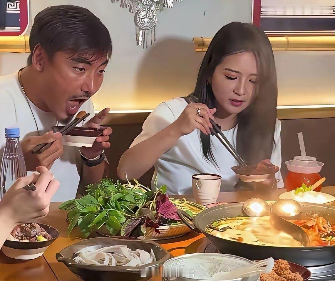 哎，何洁啊何洁，让我说你什么好？你哪儿都好，就是挑男人的眼光——确实有点糟。不是