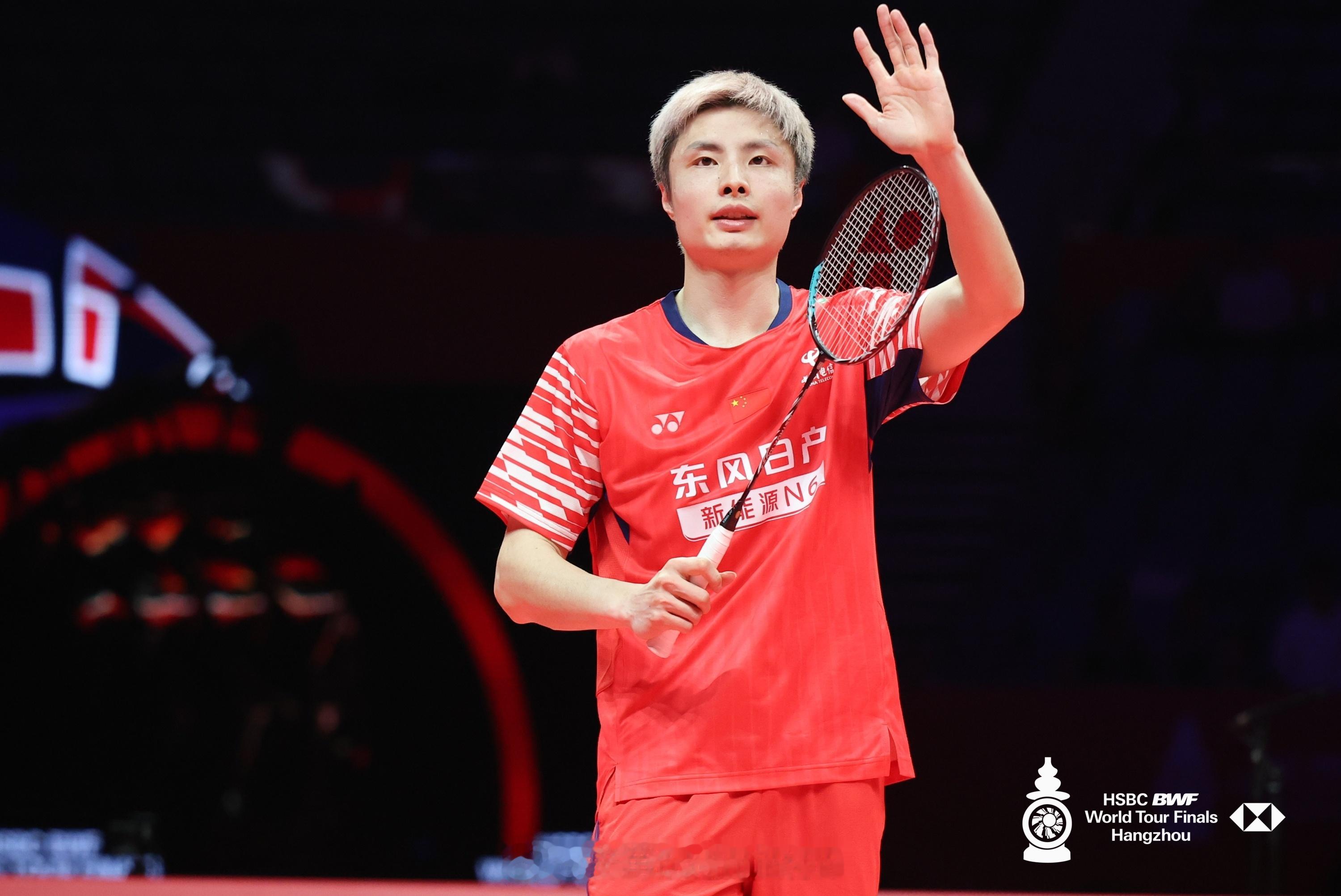 赛后采访🎤：获胜有运气成分！Q：今天第二局非常激烈，最后是如何拿下的？石宇奇：