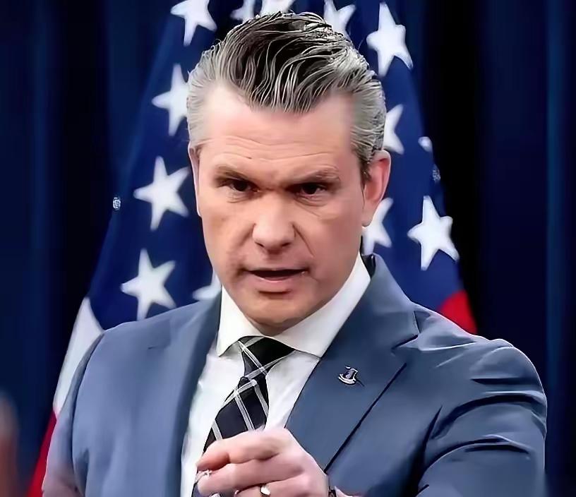 美军基地突下狠令，允许士兵私带枪械上岗，这波操作简直让人后背发凉。
防长给出的理