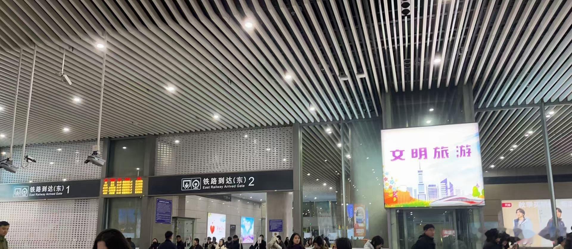 突然觉得地铁好牛有时间的话我会选择用地铁解锁新城市，除了不堵车，更像是读懂一座城