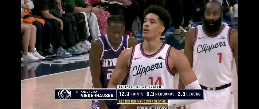 9分钟+17，他值顶薪
 
祖巴茨刚喘口气，板凳里蹦出个2米18的愣头青。尼德豪