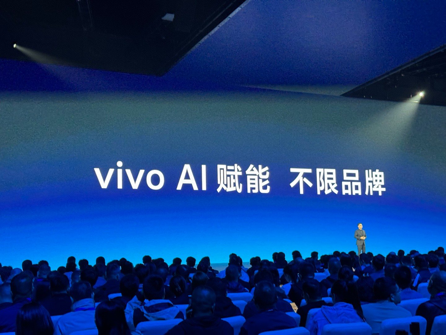 自信强大就是这么优秀，跨设备办公上的体验只有vivo强悍！我们工作室从安卓到Ma