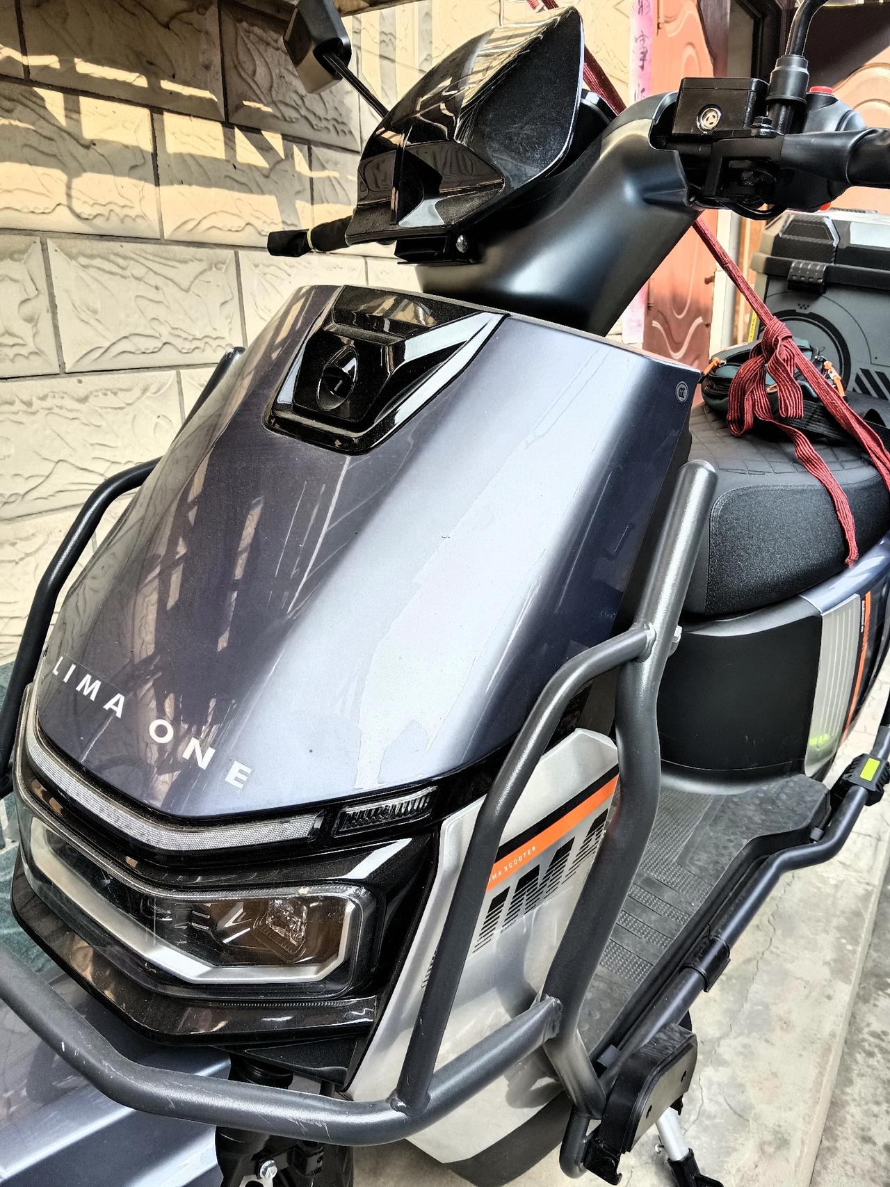 电动车应该被“淘汰”吗?
 
电动车不该被“淘汰”，也绝不会被“淘汰”。它早已成