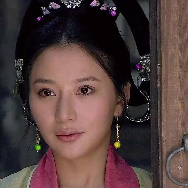评书演员，王玥波说，在水浒传里，宋江丢了招文袋，去找阎婆惜，这个阎婆惜提了三个要