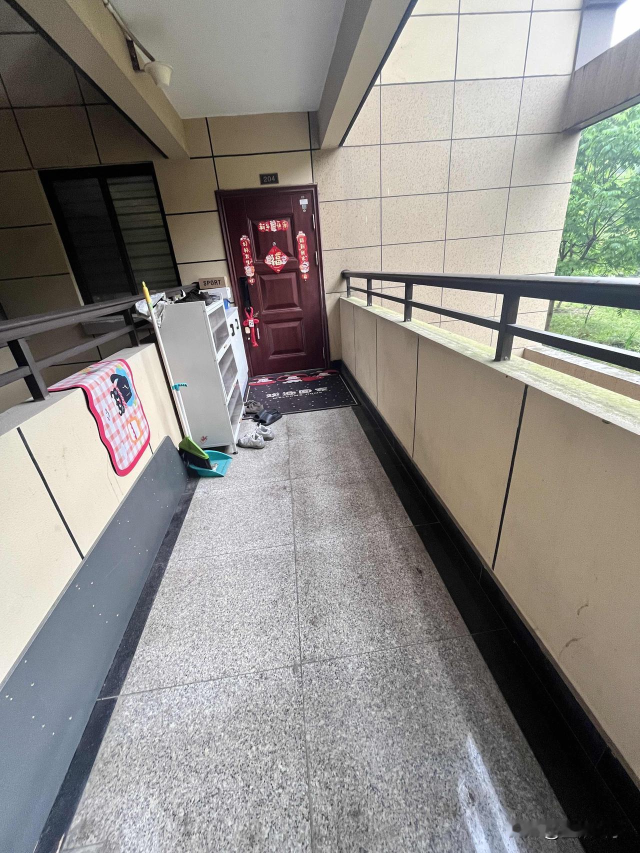 为了一个走廊，买了一套房，却被别人嘲笑说，说现在买房是冤大头？

第一眼看到这个