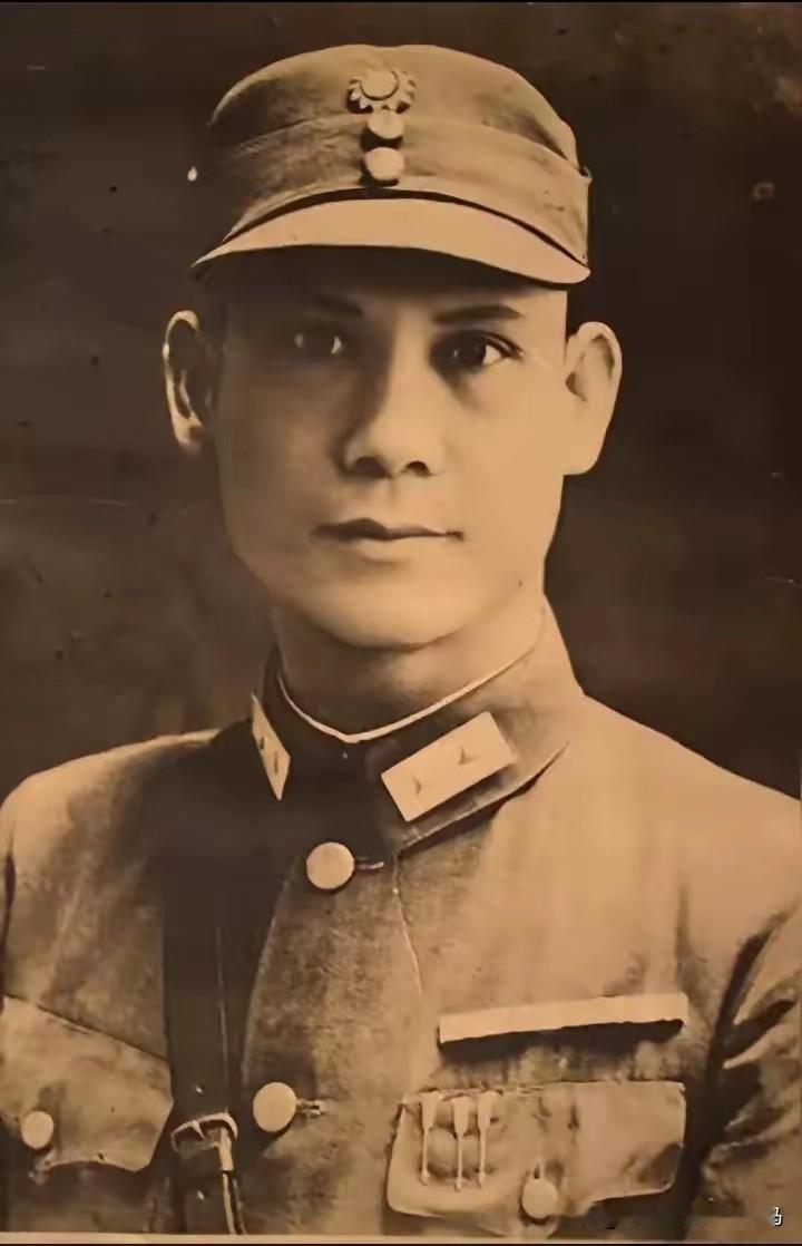 覃异之，是一位不容忘却的广西狼兵抗日英雄。他于1907年诞生，祖籍为广西宾阳。毕