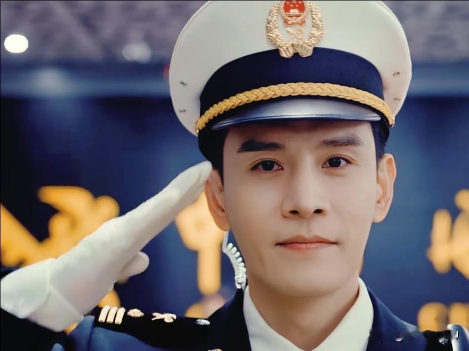 经超演技太牛了，上一秒还在《蜜语纪》里，被他演的渣男前夫气到跺脚，
下一秒打开央