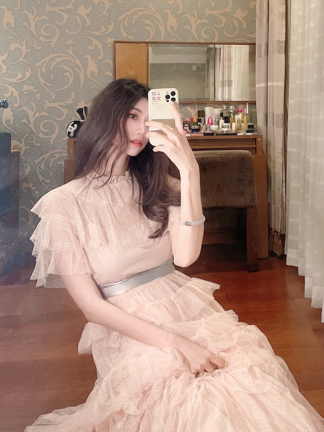 女孩子的世界里 赚钱和变美同样重要～