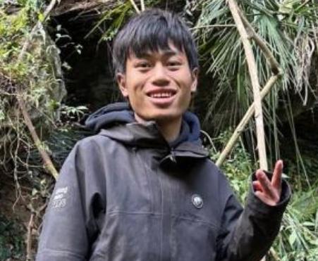 2025年12月3日，张家界“七星山·骆驼杯”极限荒野求生挑战赛第二季决赛进入第