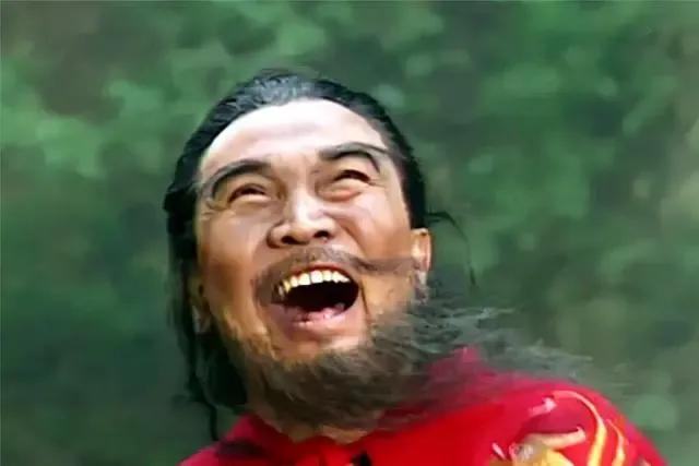 都说美国和北约狡猾泽连斯基阴险，我看也没有啥过人之处，假如在巴黎奥运会篮球场上埋