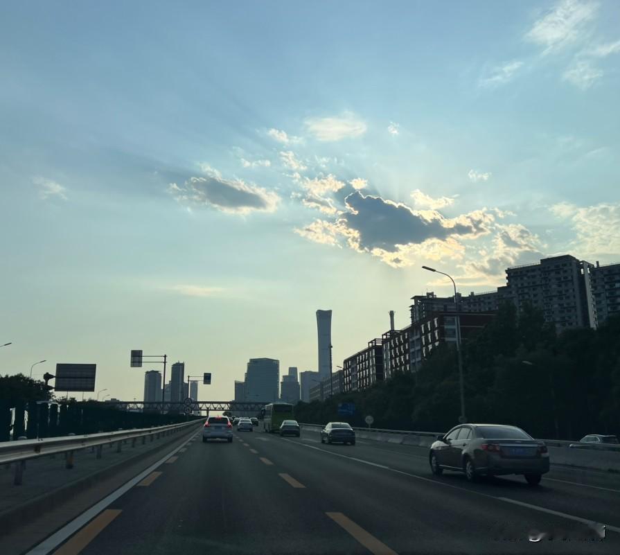 分享手机里随手拍的风景相片出发🛫