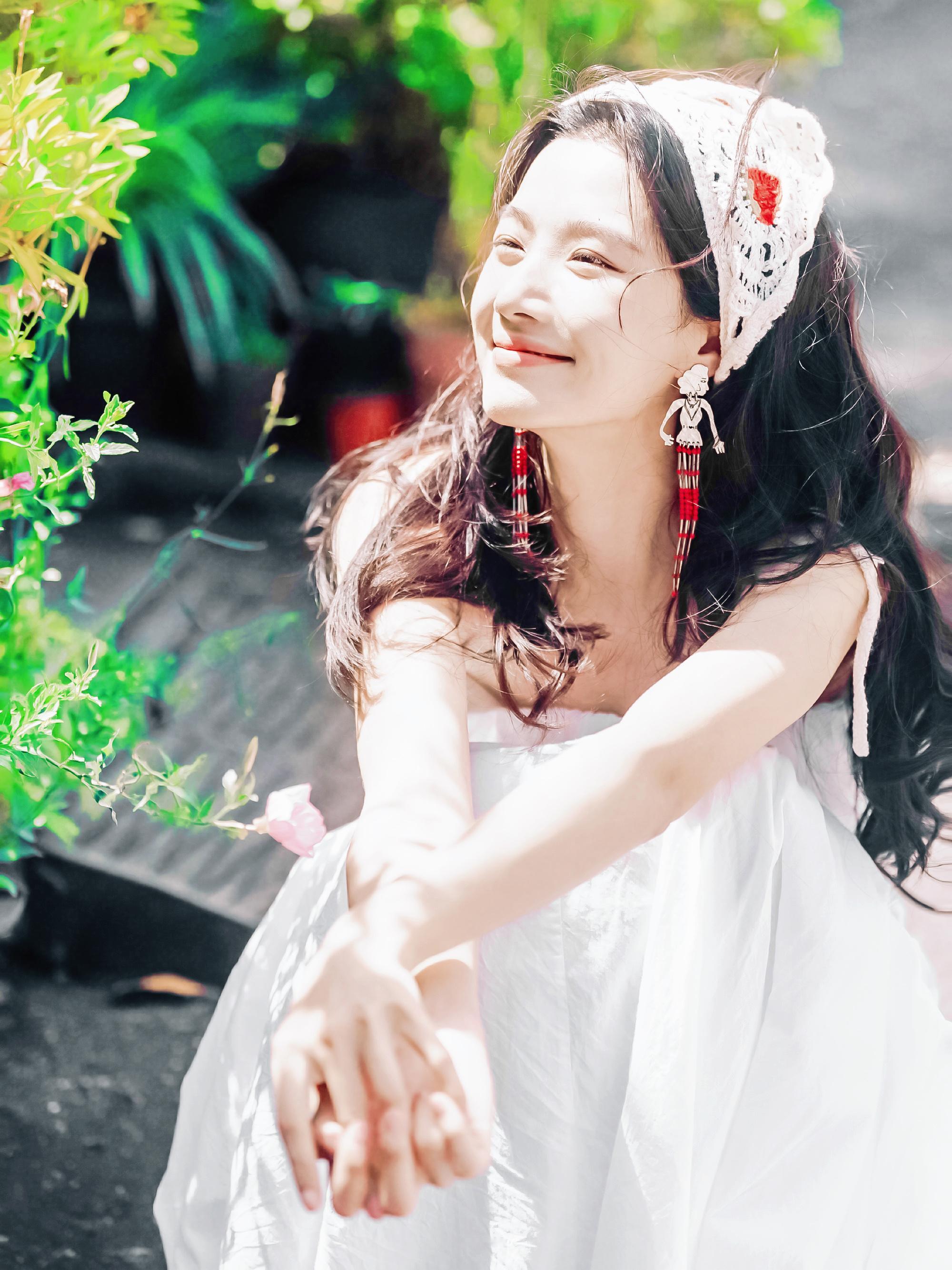 盛夏蝉鸣*🍓🍃卢昱晓