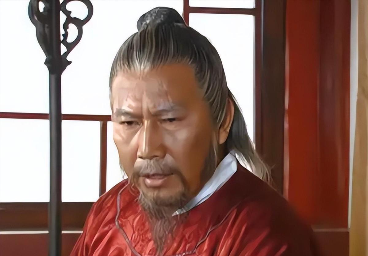李善长被押至刑场没有向朱元璋求情，只是平静询问：我罪不冤，陛下还打算杀多少人呢？
