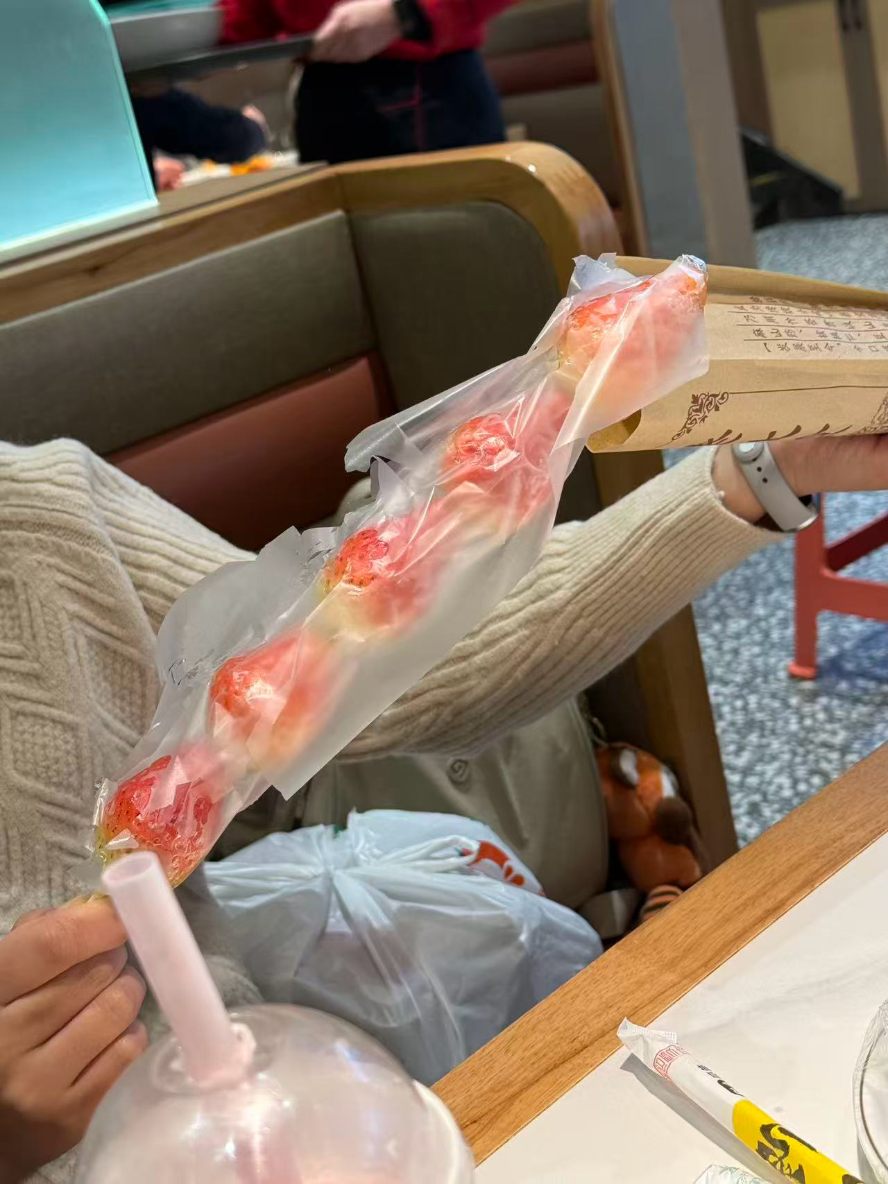 我是草莓糖葫芦脑袋～ 