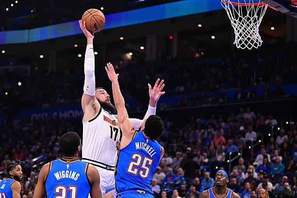 从今年2月起的16场比赛，瓦兰丘纳斯的总正负值是-50。真正不拖球队后腿的比赛，