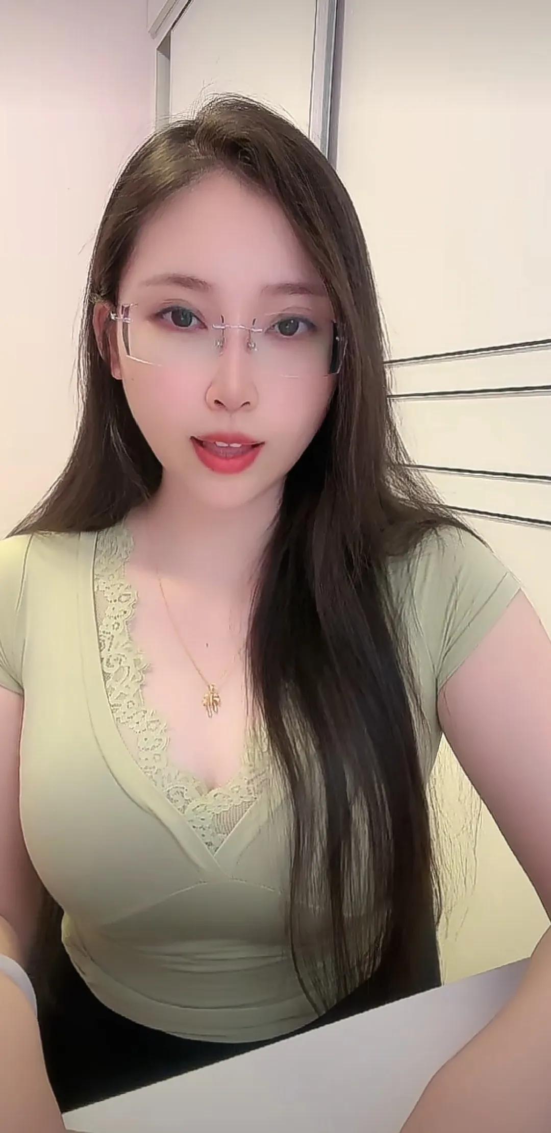 主播小姐姐，好漂亮
