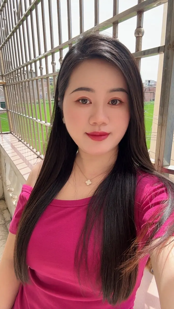 忘记年龄，简单点，糊涂点，快乐点，一切刚刚好…